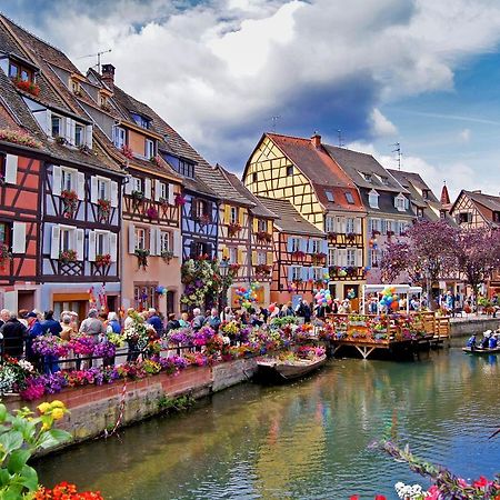 Camping Le Medieval Hotel Turckheim Bagian luar foto
